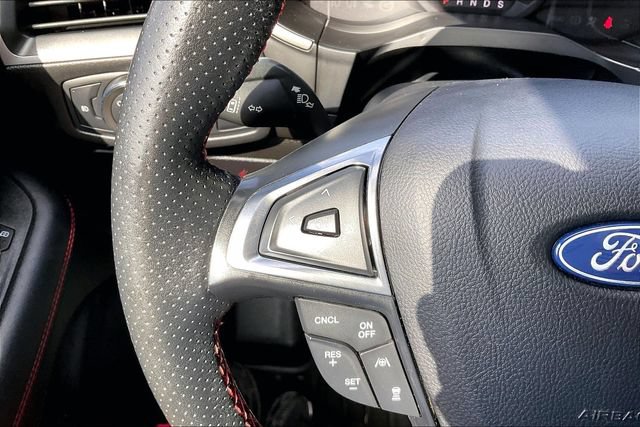 Used 2021 Ford Edge ST-Line FWD image 15