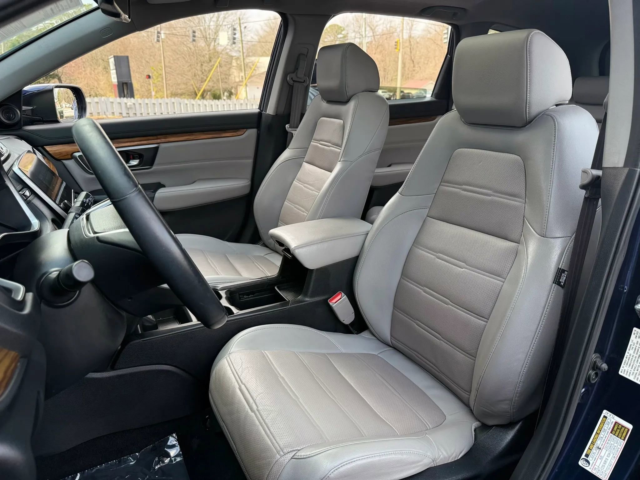 Used 2018 Honda CR-V Touring image 29