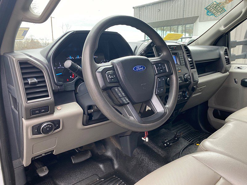 Used 2022 Ford F350 XL w/ Power Equipment Group image 25