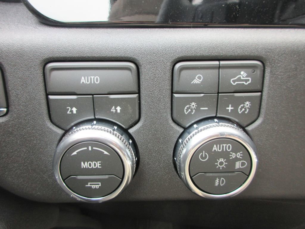 New 2026 GMC Sierra 1500 SLT w/ SLT Premium Plus Package image 19