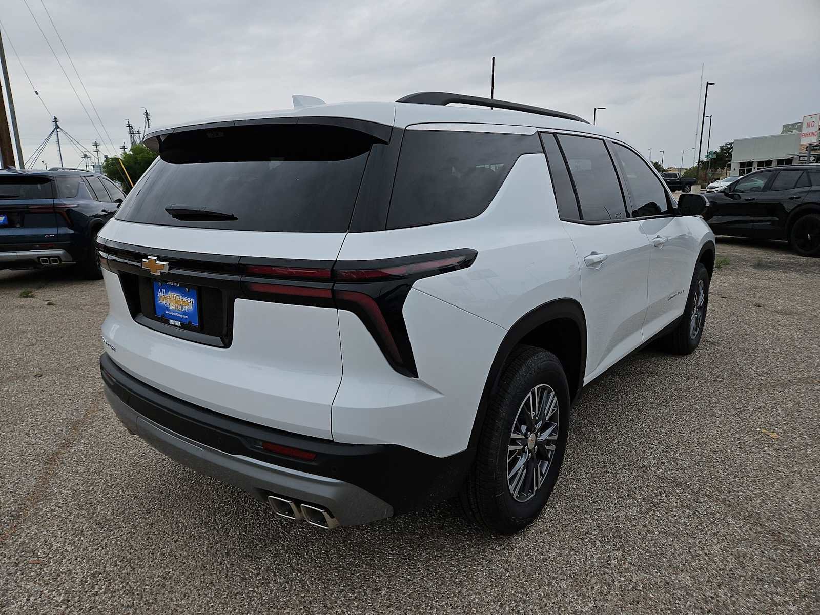 New 2026 Chevrolet Traverse LT w/ Driver Confidence Package image 8