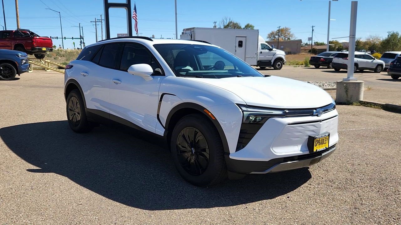 New 2026 Chevrolet Blazer EV LT image 2
