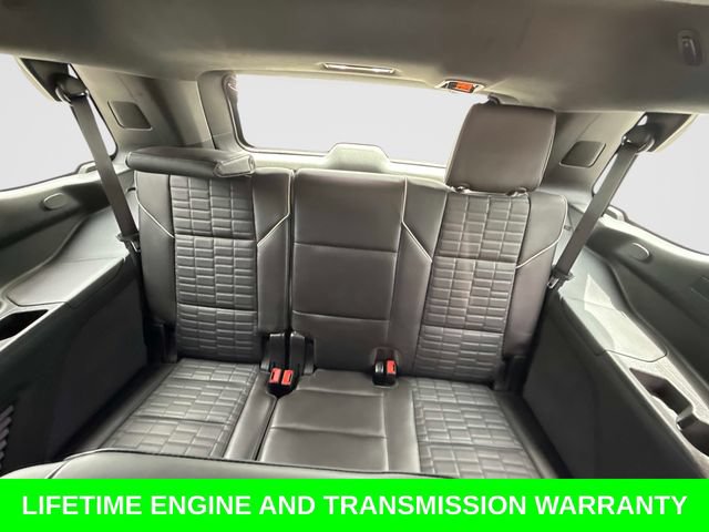 Used 2021 Cadillac Escalade Premium Luxury Platinum RWD image 19