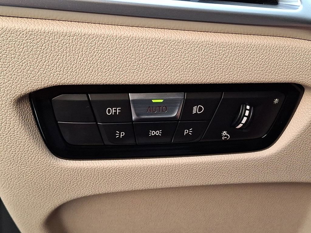 Certified 2025 BMW 440i xDrive Convertible w/ Premium Package image 23