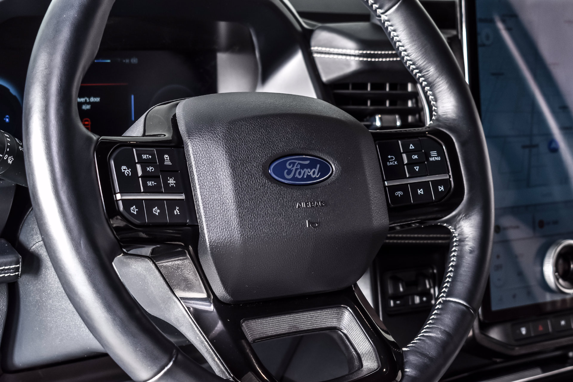 Used 2024 Ford F150 Lightning Platinum AWD/4WD image 14