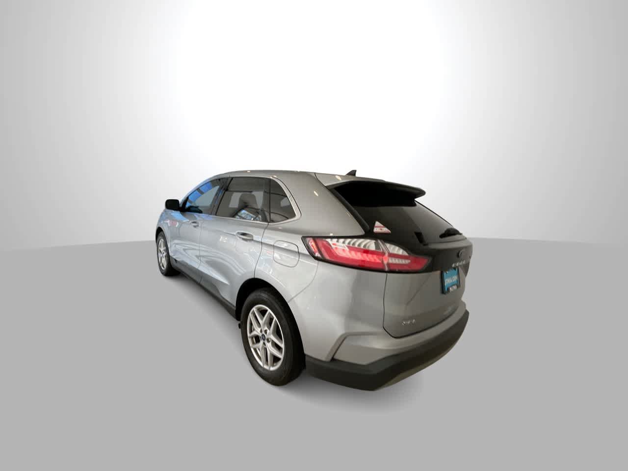 Used 2022 Ford Edge SEL AWD/4WD image 6