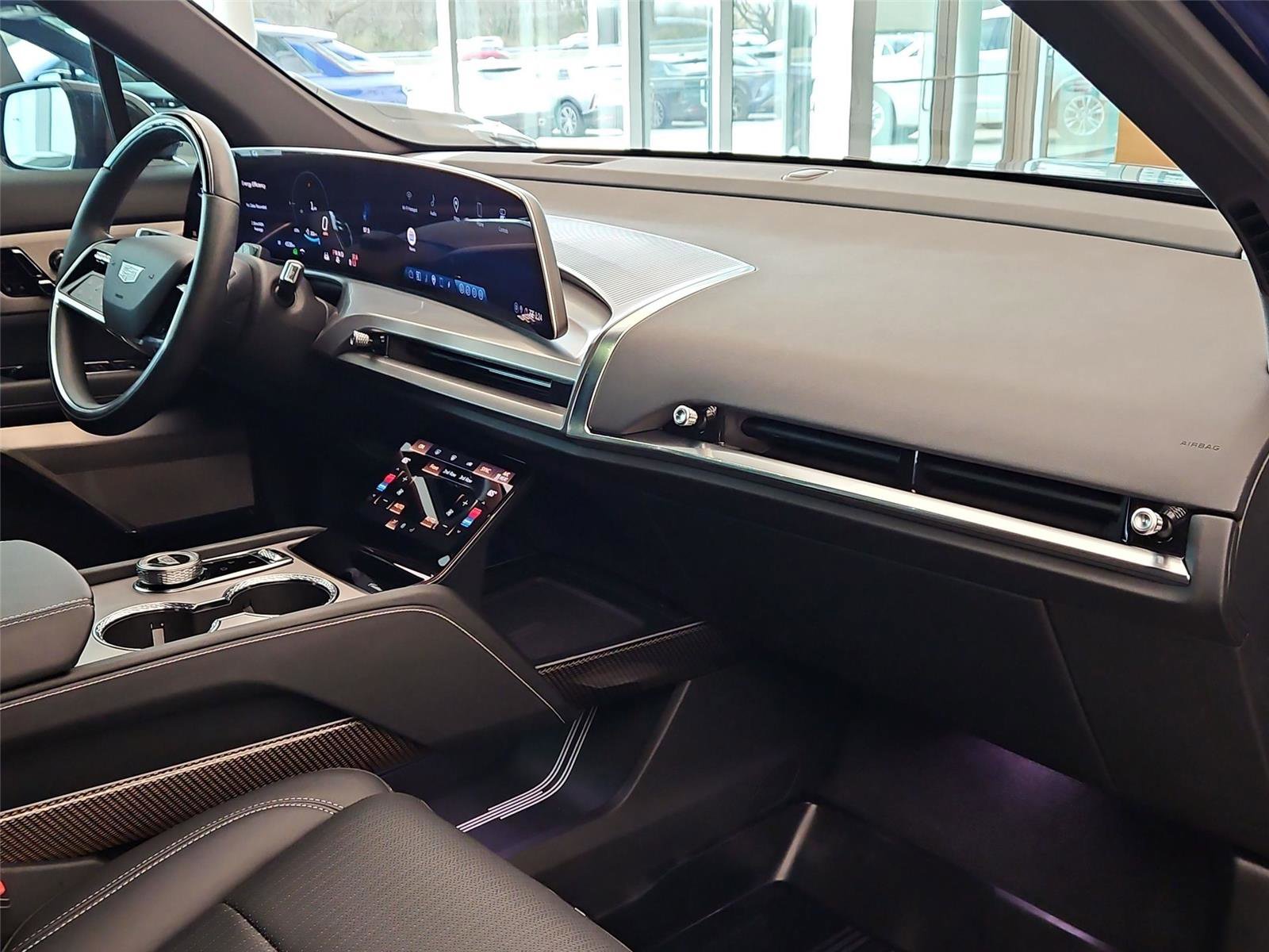New 2026 Cadillac Vistiq Sport w/ LPO, Floor Liner Package AWD/4WD image 28
