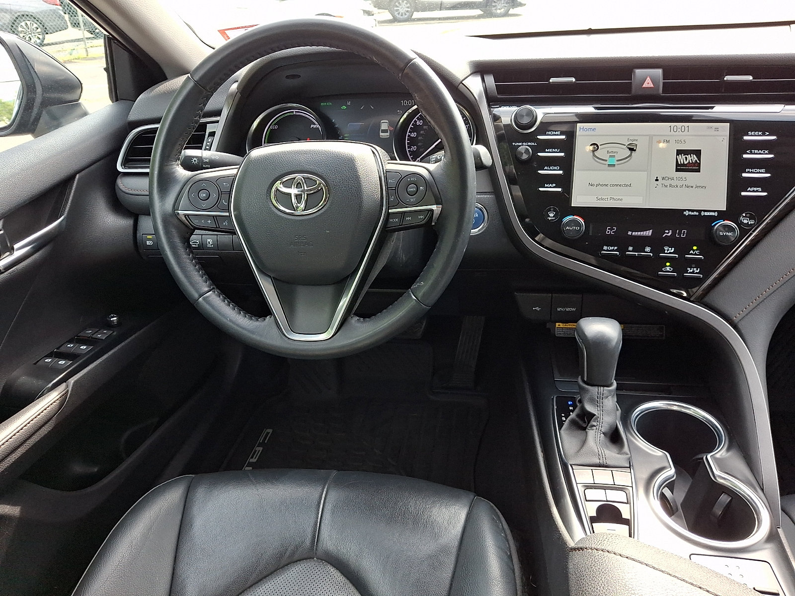 Used 2020 Toyota Camry XLE FWD image 14