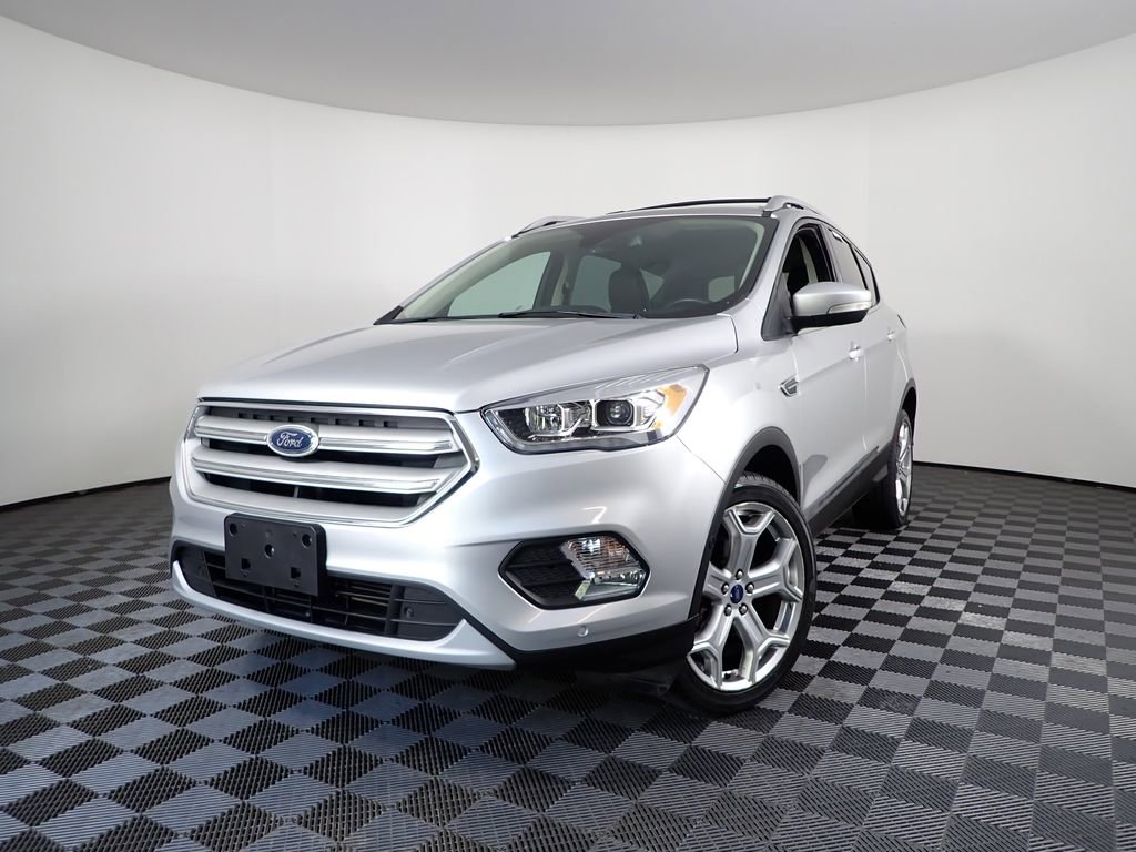 Used 2019 Ford Escape Titanium AWD/4WD image 2