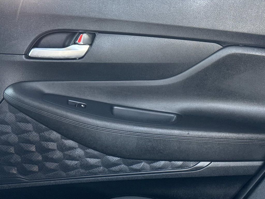 Used 2023 Hyundai Santa Fe SEL image 17