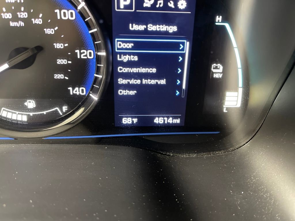 Used 2019 Hyundai Ioniq Plug-In Hybrid image 21