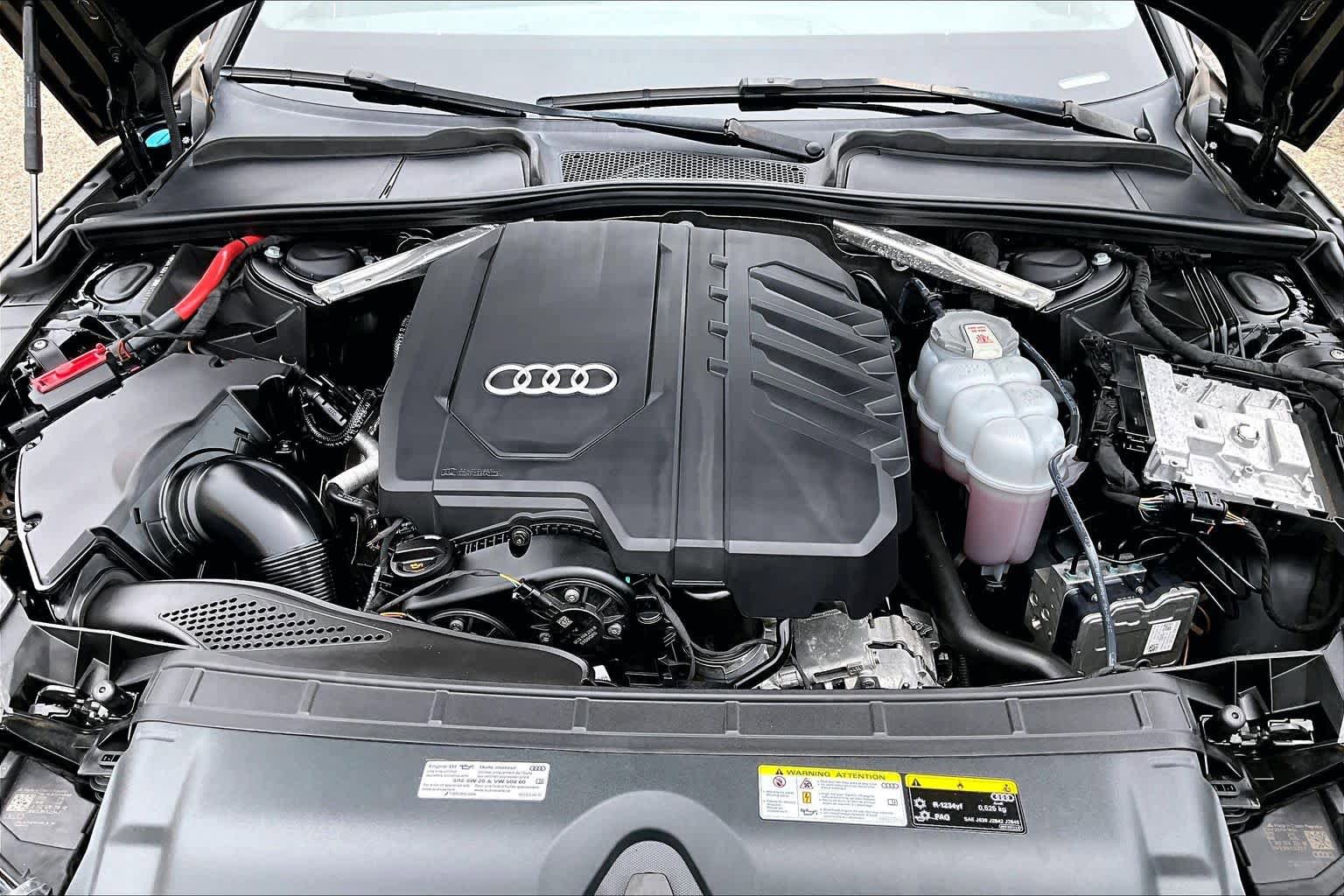 Used 2022 Audi A4 2.0T Premium Plus w/ Premium Plus Package AWD/4WD image 35