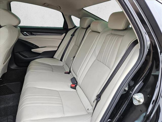 Used 2018 Honda Accord Touring image 21