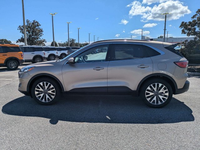 Used 2020 Ford Escape Titanium AWD/4WD image 7