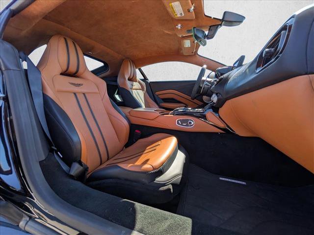 Used 2022 Aston Martin V8 Vantage Coupe RWD image 18