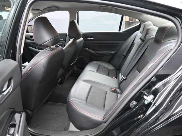 Used 2025 Nissan Altima 2.5 SR image 13