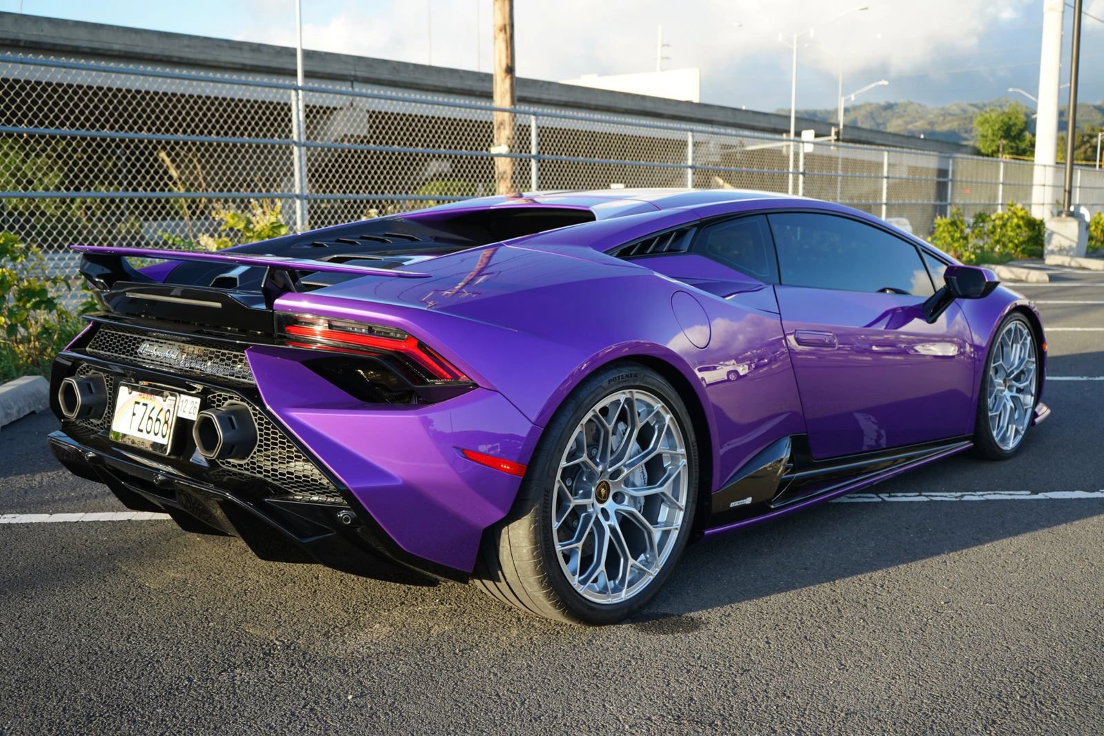 Used 2024 Lamborghini Huracan Tecnica RWD image 25