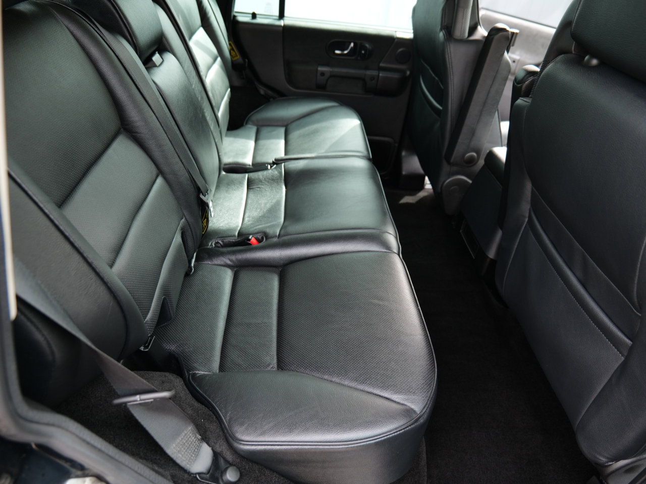 Used 2004 Land Rover Discovery SE image 39