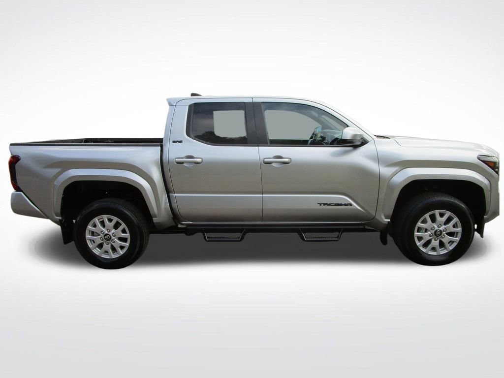 Used 2024 Toyota Tacoma SR5 image 6