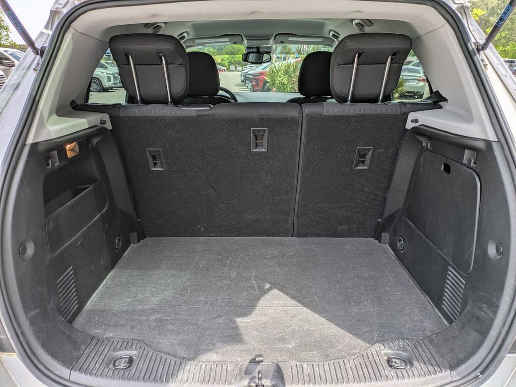 Used 2020 Chevrolet Trax LS FWD image 10