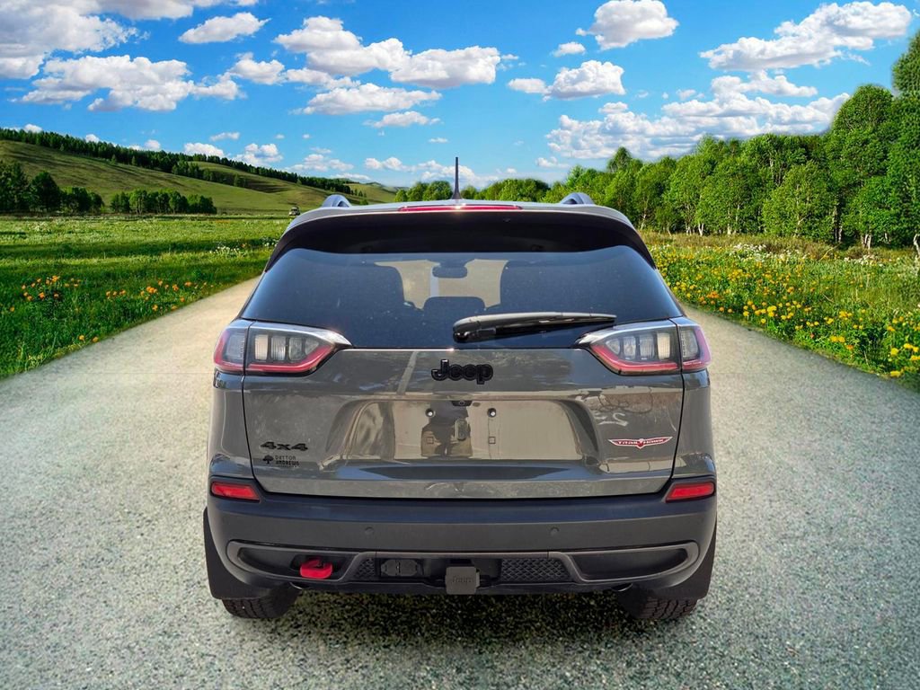 Used 2023 Jeep Cherokee Trailhawk w/ Trailer Tow Group AWD/4WD image 5