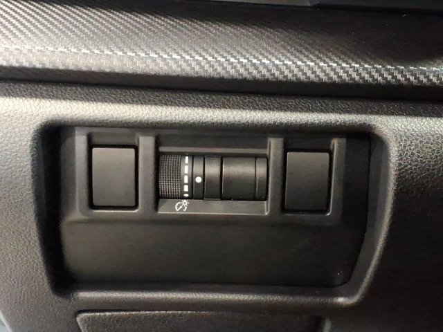 Used 2024 Subaru Crosstrek 2.5i Wilderness AWD/4WD image 13