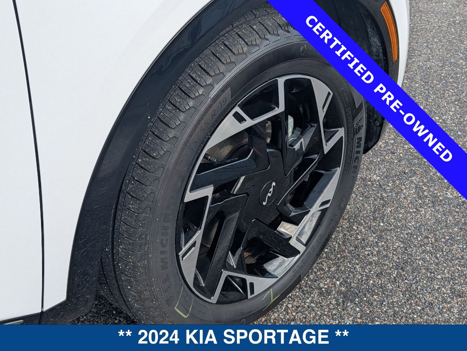 Used 2024 Kia Sportage SX image 12