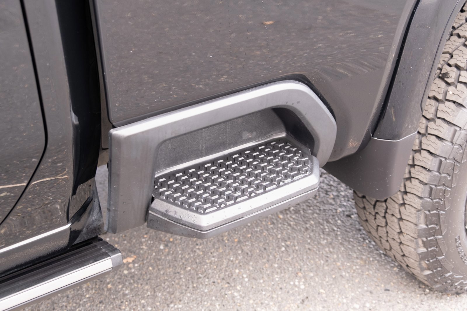 Used 2021 GMC Sierra 3500 Denali w/ Denali Black Diamond Edition image 33