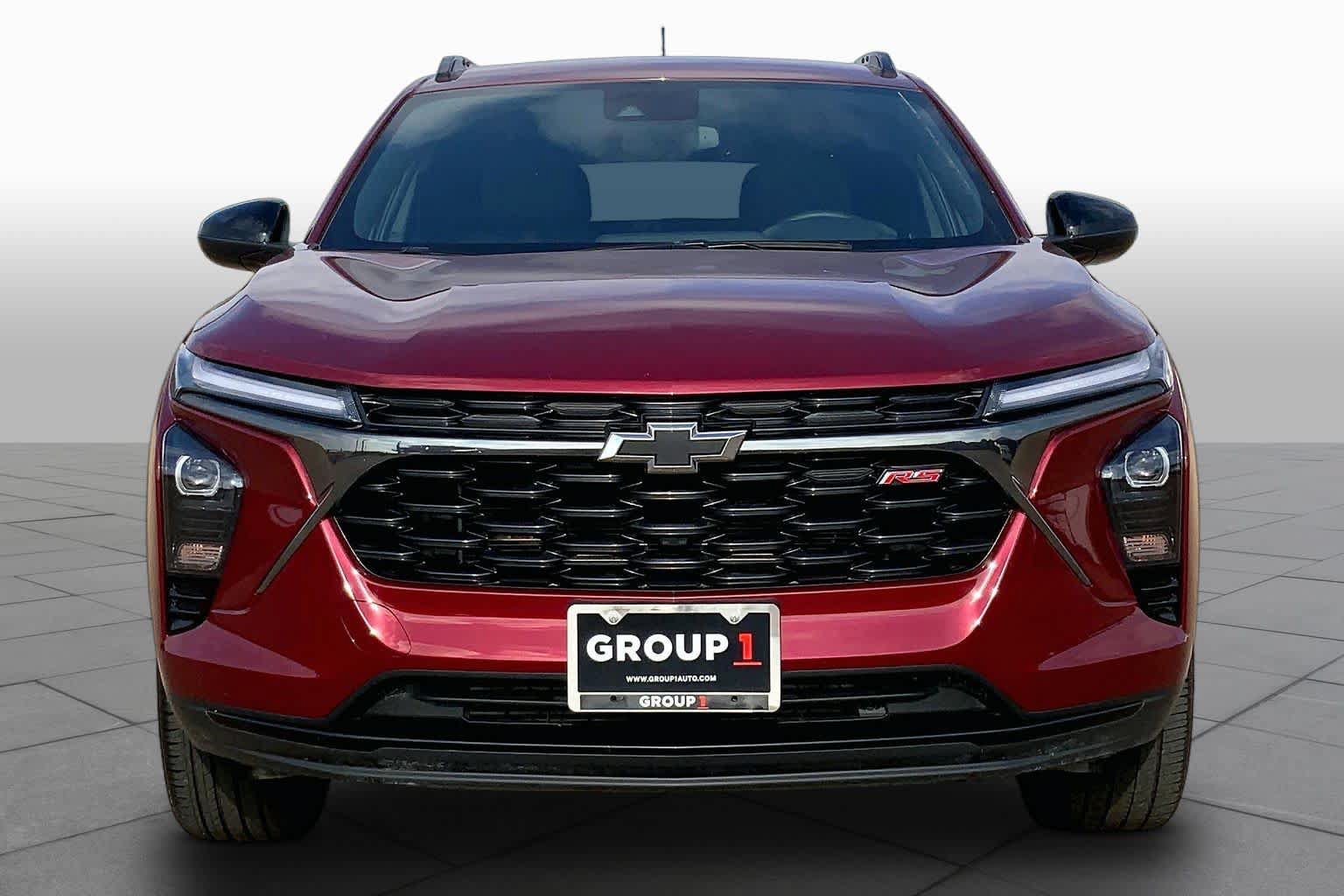 Used 2025 Chevrolet Trax RS w/ Driver Confidence Package FWD image 4