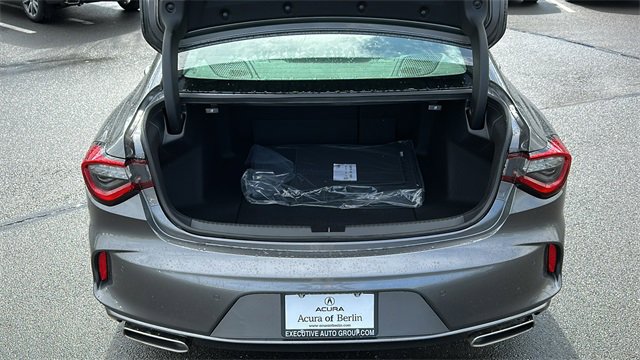 Certified 2025 Acura TLX w/ Technology Package image 27