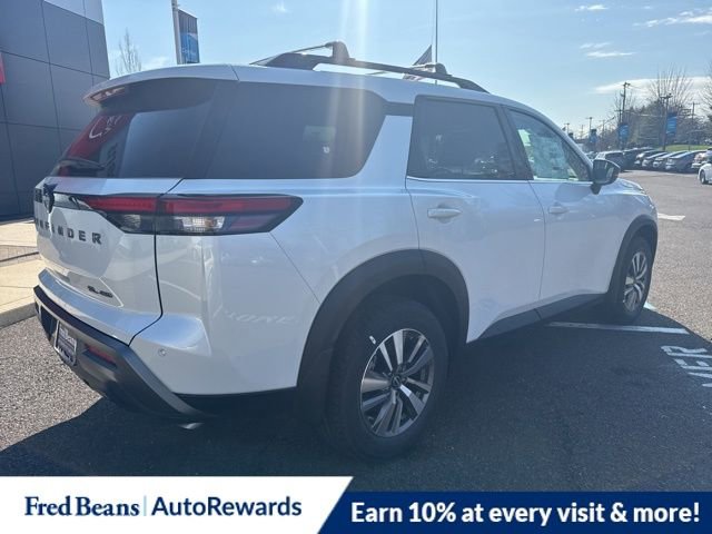 New 2026 Nissan Pathfinder SL image 8