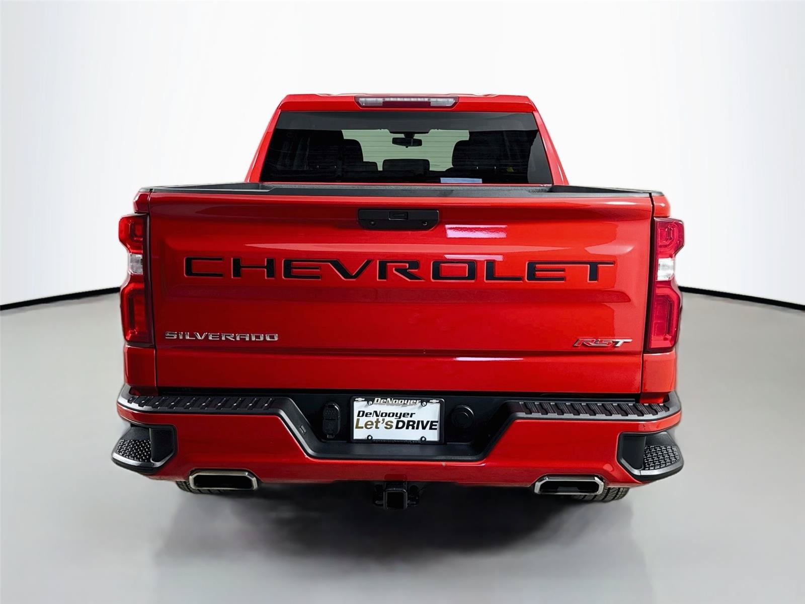 Used 2022 Chevrolet Silverado 1500 RST w/ Z71 Off-Road Package AWD/4WD image 8