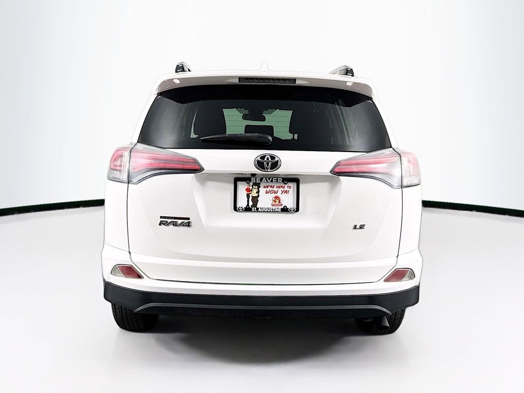 Used 2017 Toyota RAV4 LE image 8