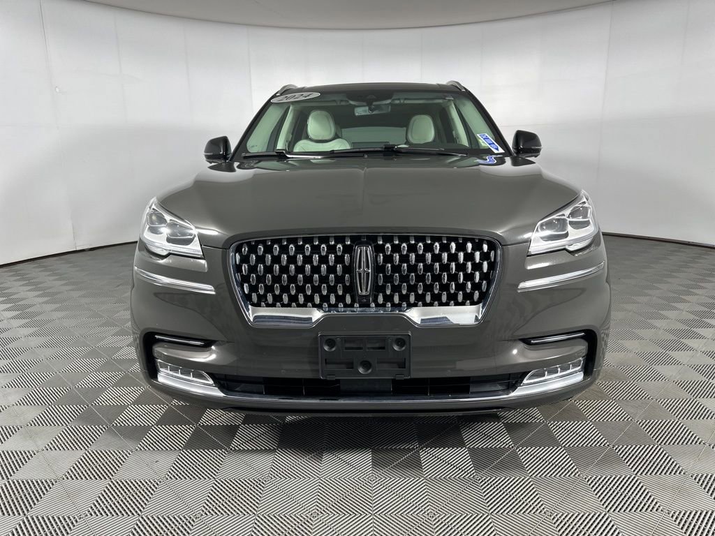 Used 2024 Lincoln Aviator Black Label w/ Dynamic Handling Package AWD/4WD image 2