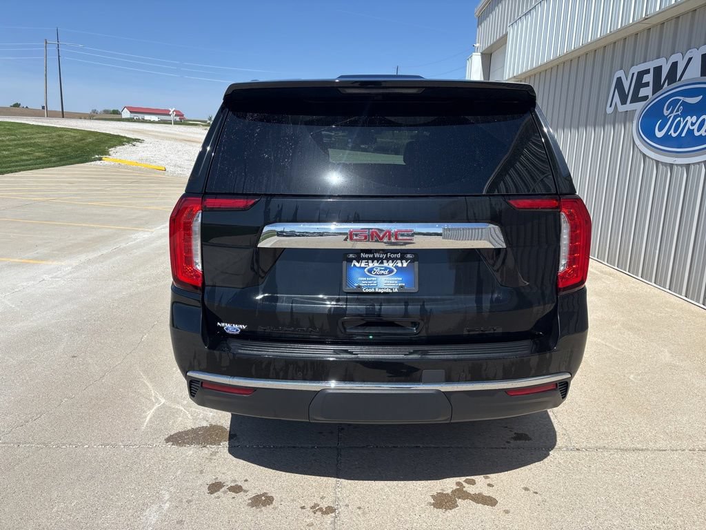 Used 2024 GMC Yukon SLT AWD/4WD image 5