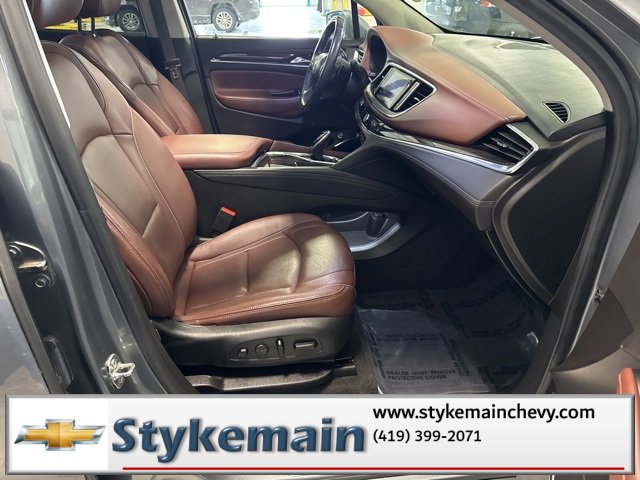 Used 2020 Buick Enclave Avenir image 16