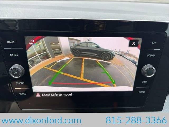 New 2026 Volkswagen Jetta SE image 10