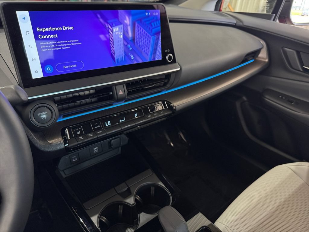 Certified 2024 Toyota Prius XLE AWD/4WD image 29