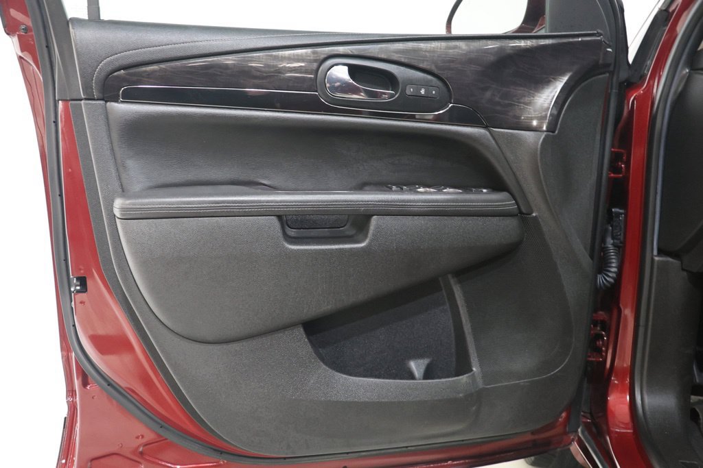 Used 2016 Buick Enclave Leather AWD/4WD image 33