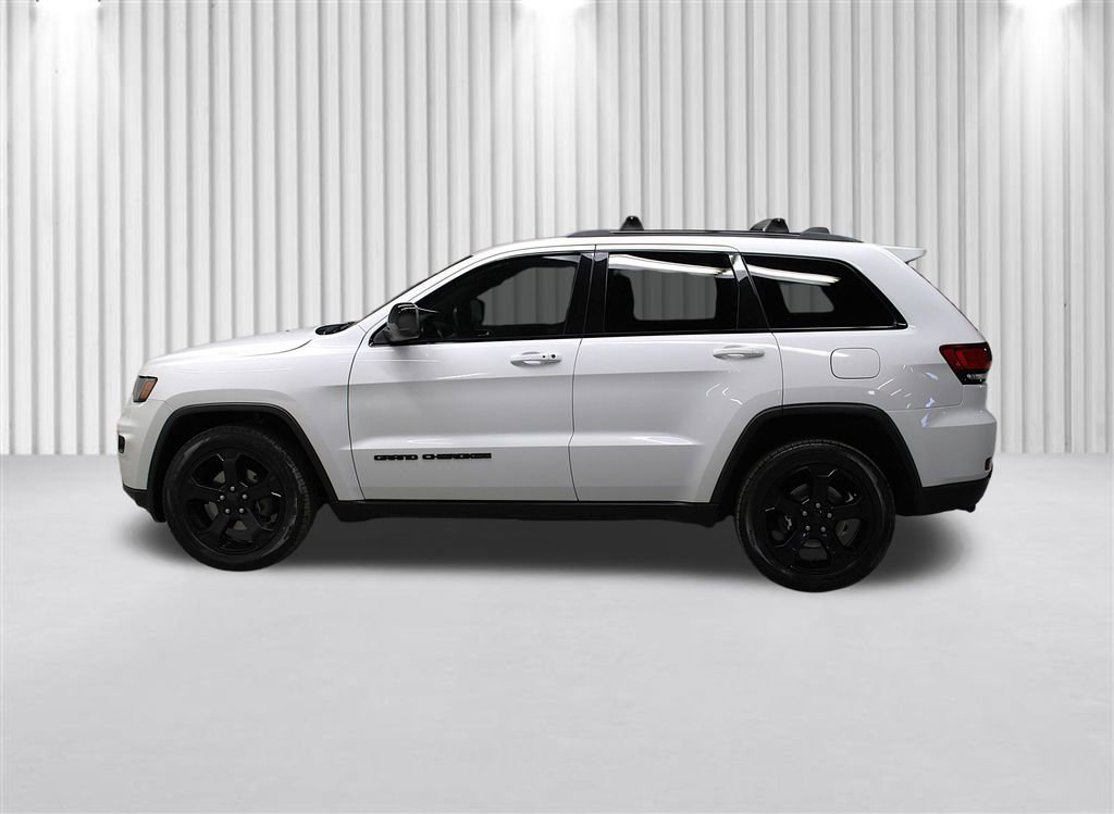 Used 2018 Jeep Grand Cherokee Laredo AWD/4WD image 7