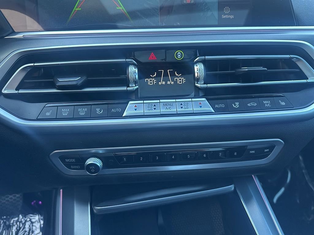 Used 2022 BMW X5 xDrive40i w/ Premium Package image 18