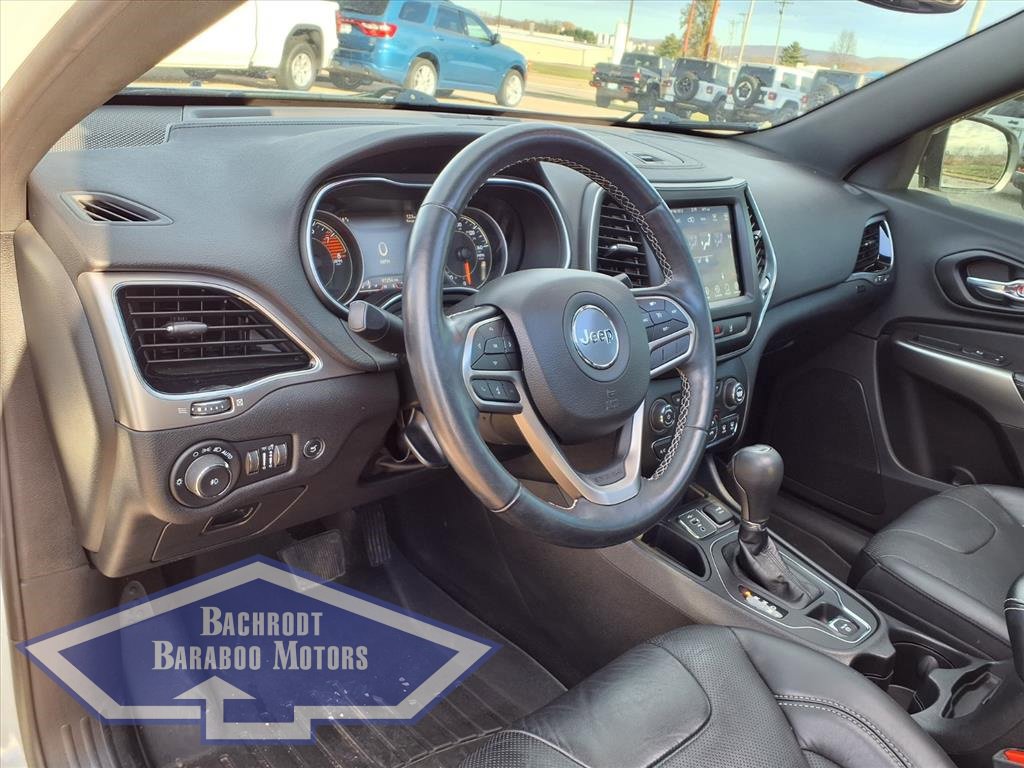 Used 2021 Jeep Cherokee Latitude Lux 80th Anniv w/ Quick Order Package 26U 80TH image 14