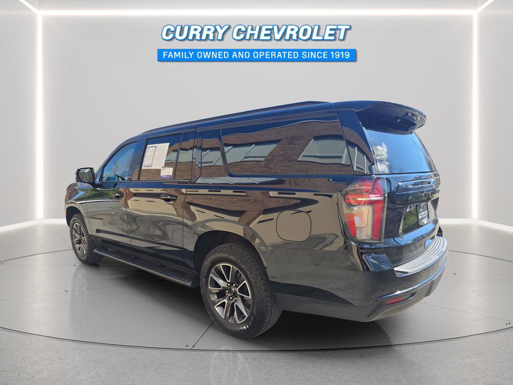 Used 2023 Chevrolet Suburban Z71 w/ Luxury Package image 14
