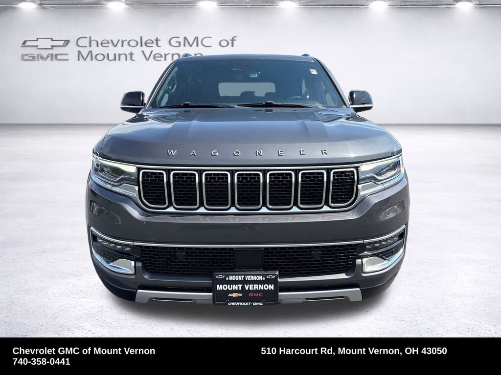 Used 2024 Jeep Wagoneer L Series II w/ Flexible Seating Group AWD/4WD image 9