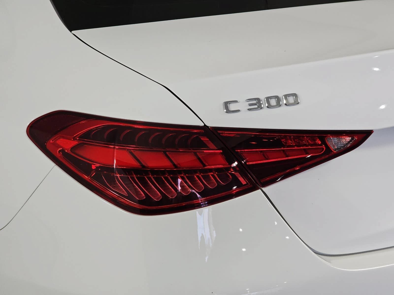 Used 2024 Mercedes-Benz C 300 Sedan image 31
