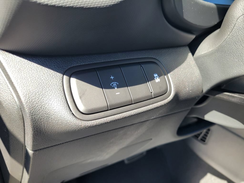 New 2026 Hyundai Venue SEL FWD image 15