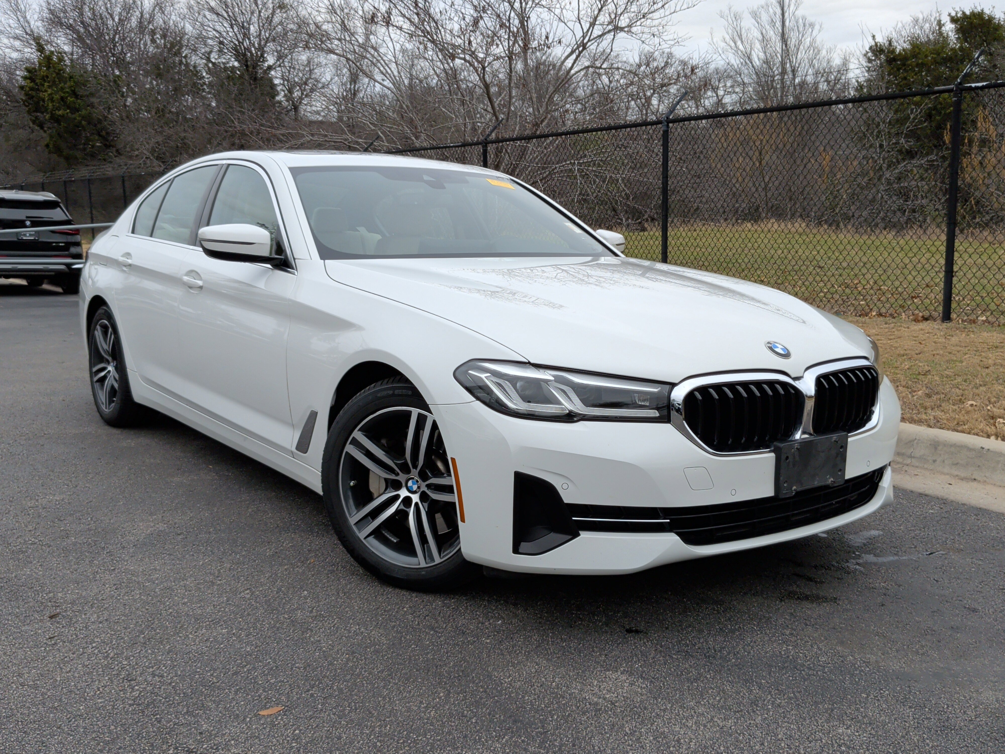 Used 2021 BMW 530i image 2