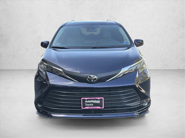 New 2026 Toyota Sienna XLE AWD/4WD image 2