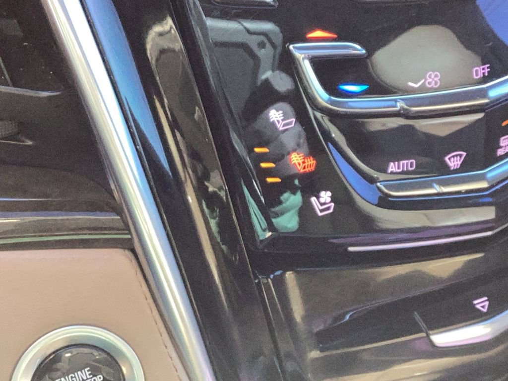 Used 2019 Cadillac Escalade Platinum image 26