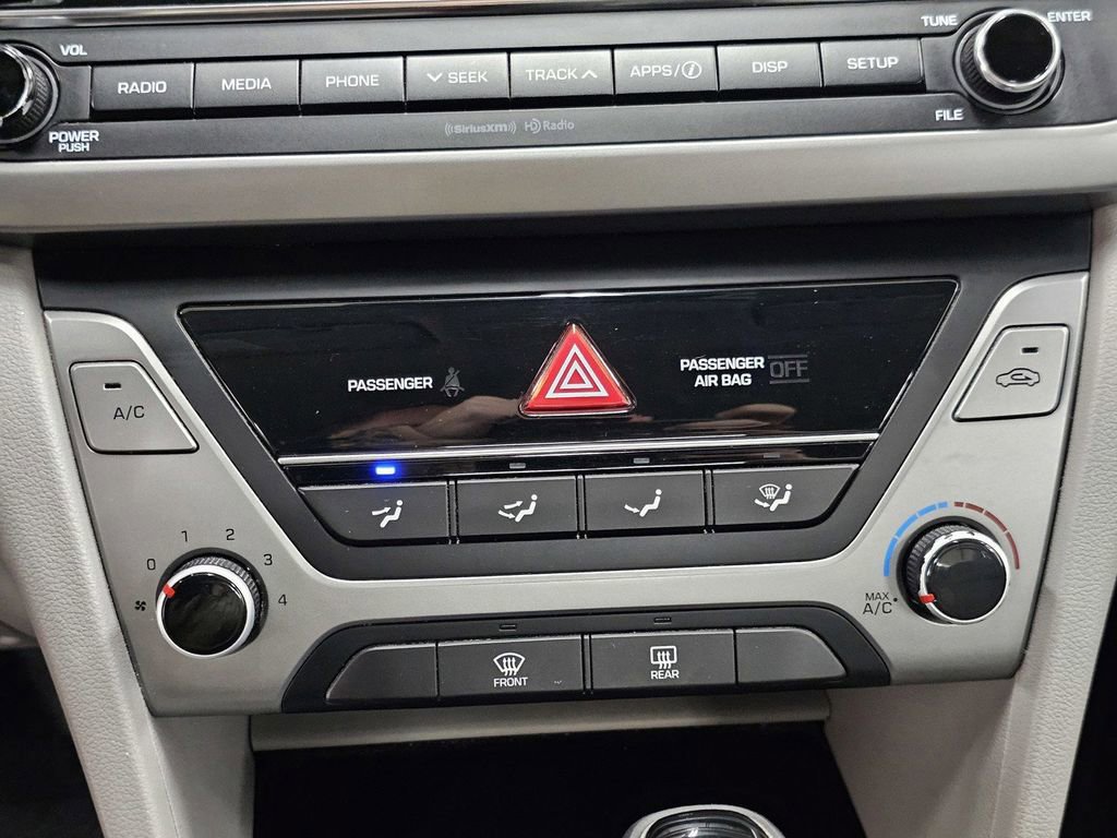 Used 2017 Hyundai Elantra SE FWD image 16